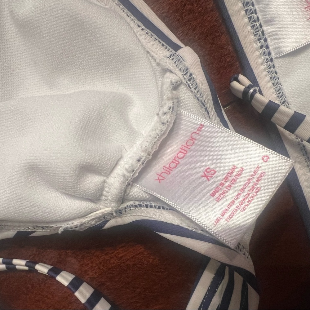 Xhilaration bikin size xs - Picture 4 of 5